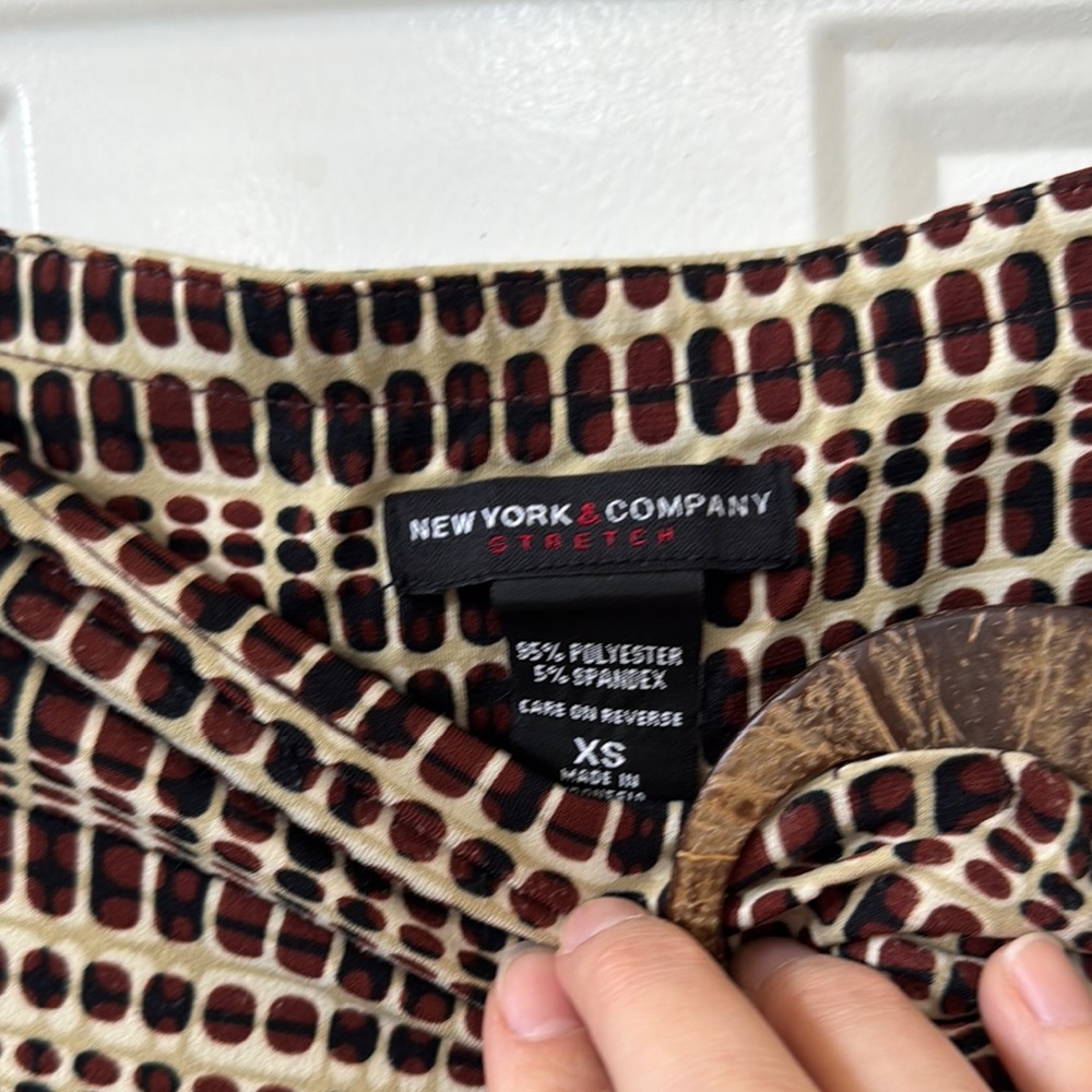 New York & Company Knee-Length A-Line Skirt - Picture 2 of 5
